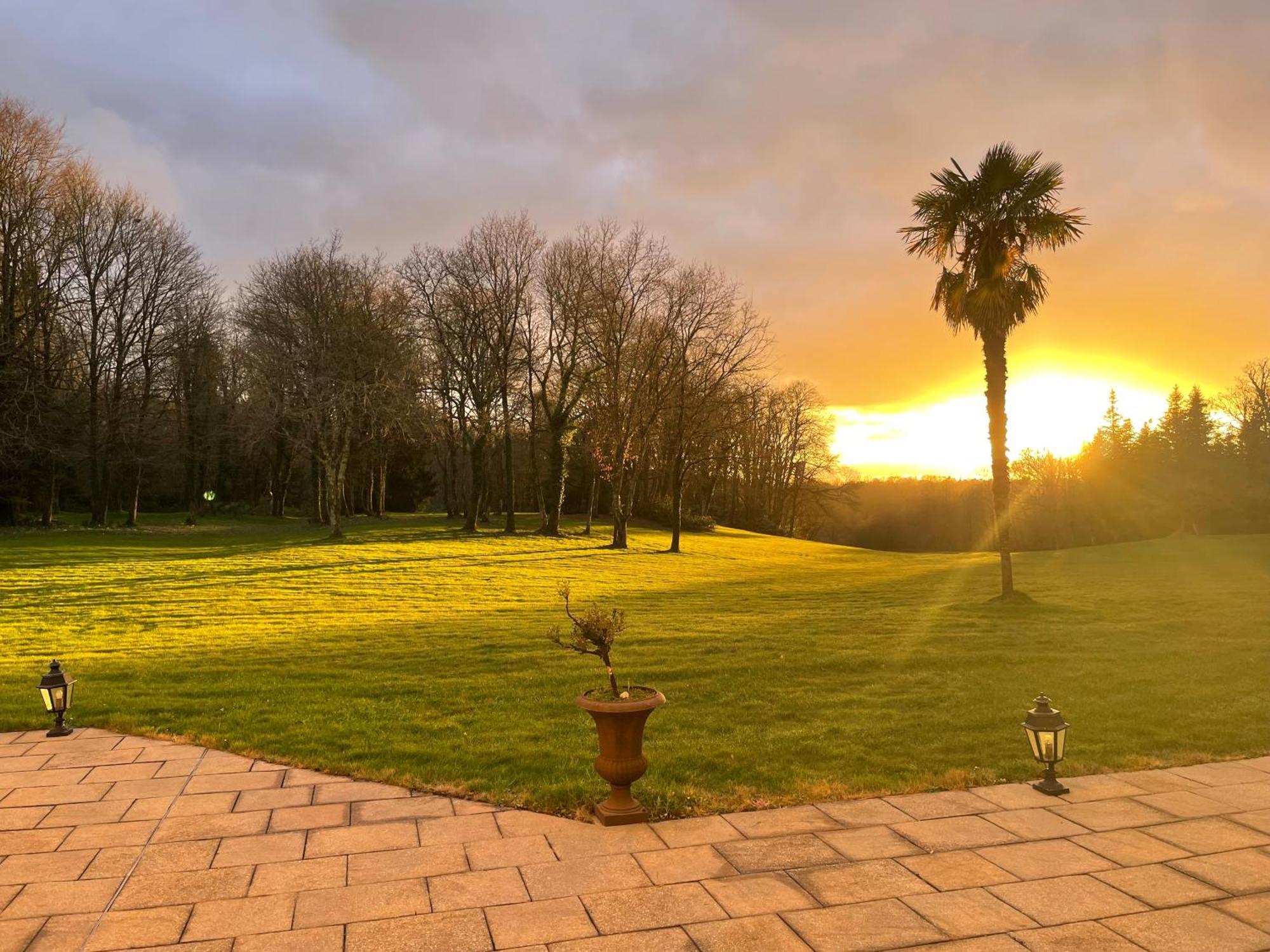 Chateau De Lannouan Landévant Esterno foto