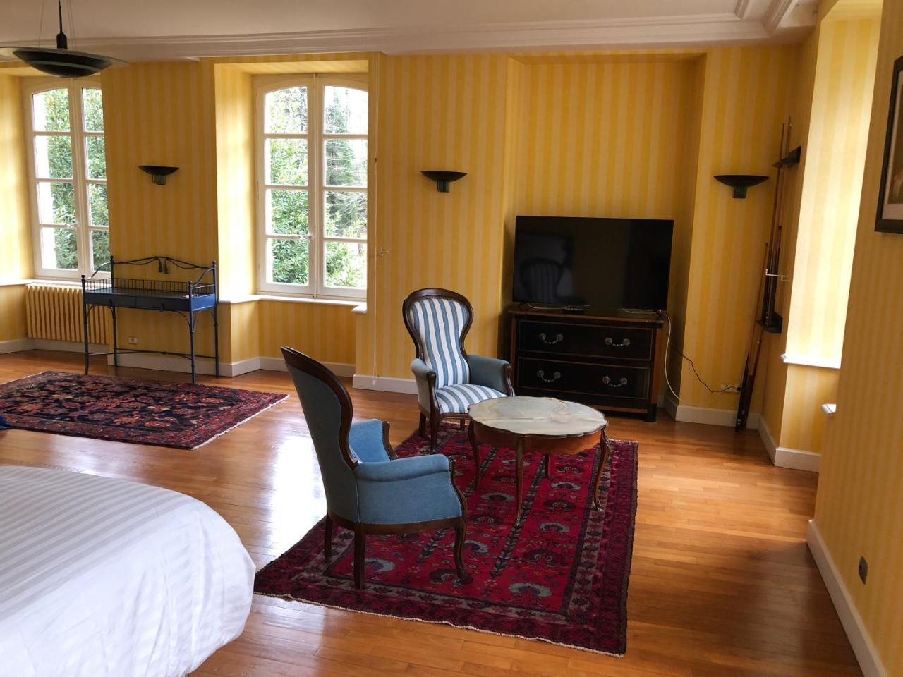 Chateau De Lannouan Landévant Esterno foto